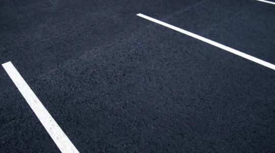 pourquoi-les-voyageurs-d-affaires-misent-sur-les-parkings-securises-a-proximite-de-cdg